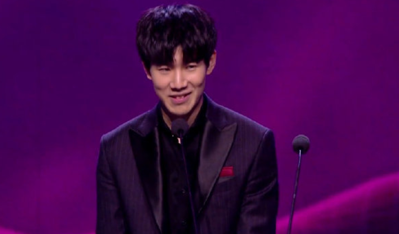 2025LCK奖项出炉：ShowMaker当选年度最佳选手