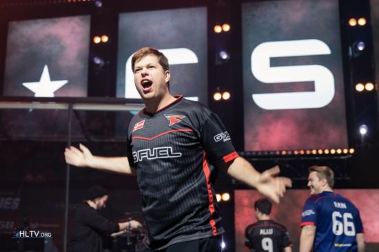 一骑绝尘！Meiko达成LPL生涯9000助攻成就，LPL历史第一